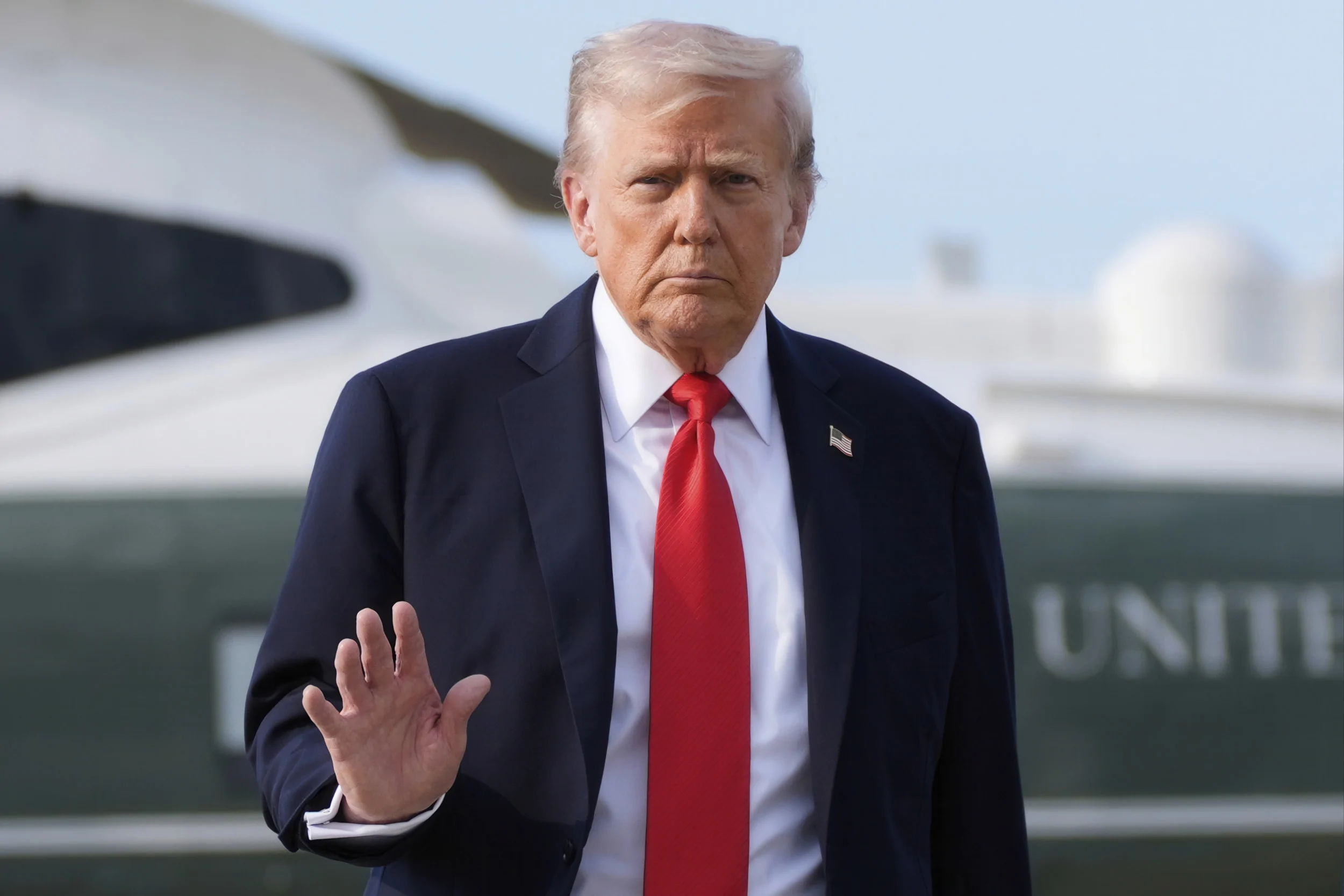 Трамп не исключил, что лично проведет переговоры Путина и Зеленского