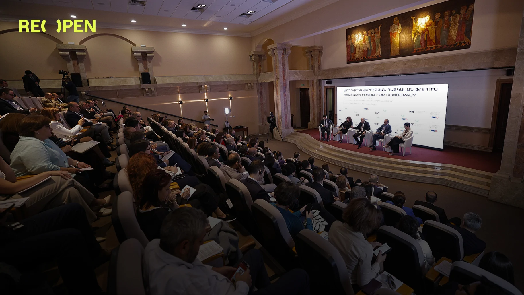 Judicial System Issues: Pashinyan at the Democracy Forum
