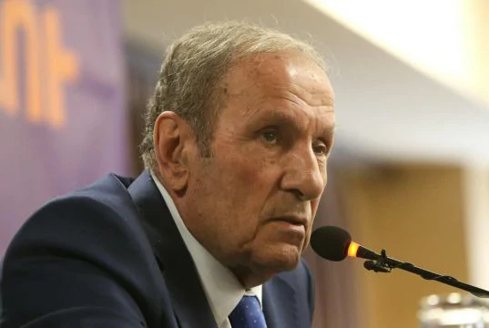 "There Are Lasting Values": Ter-Petrosyan's Message