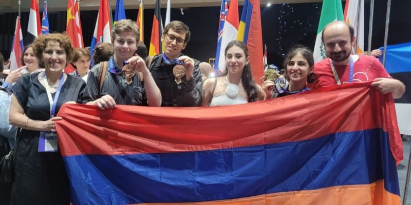 Armenian Students Win 3 Medals at Int'l Biology Olympiad