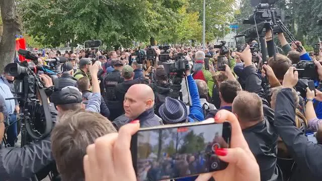 Opposition Protests Election Results in Chișinău