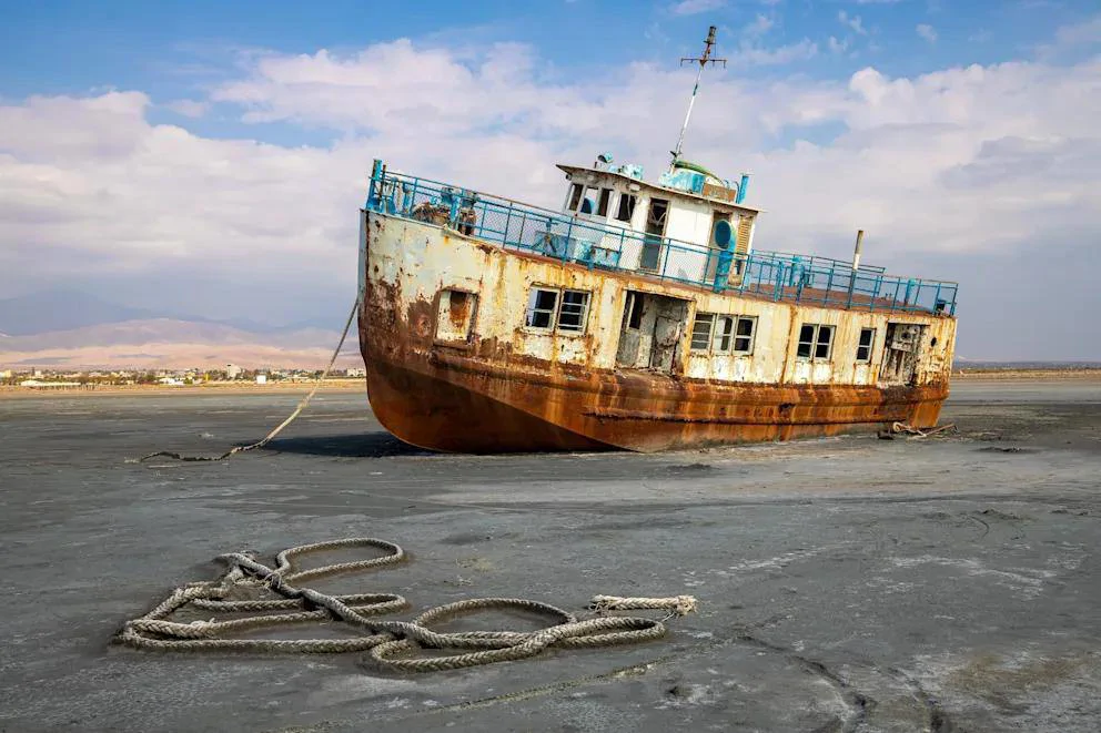 Disaster in Iran: Lake Urmia Has Completely Dried Up