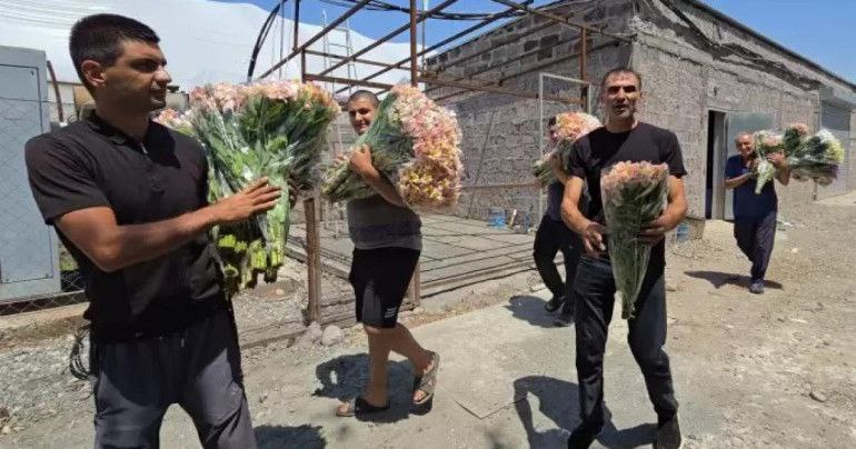 Ծաղիկները՝ ասֆալտին, ծաղկավաճառները՝ սնանկացման վտանգի տակ