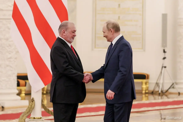 Ո՞ւմ համար է երրորդ գահը
