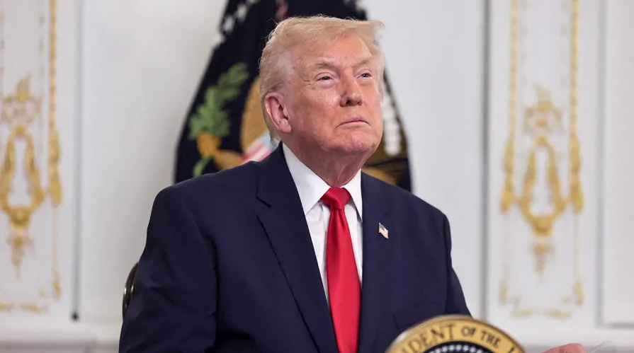 Trump Announces Closure of Venezuelan Airspace