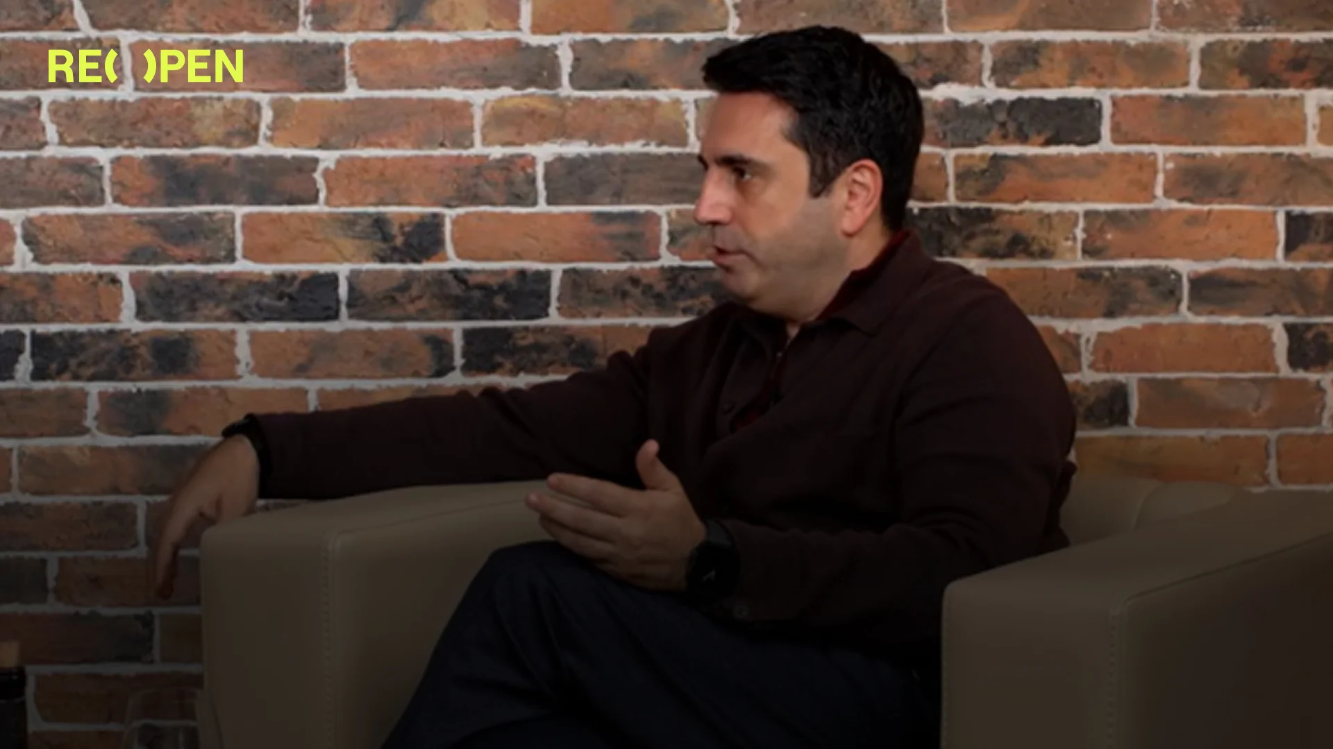 Приглашение Алена Симоняна стало поводом для волны недовольства