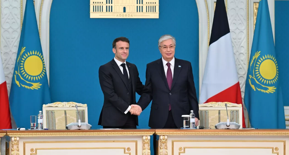 Macron, Tokayev Discuss South Caucasus Negotiations