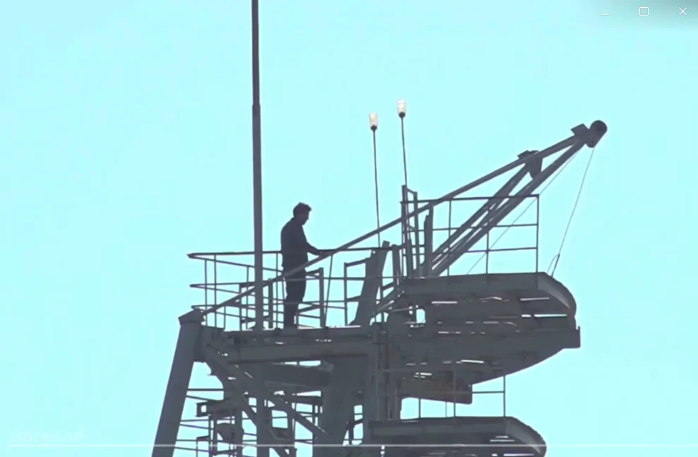 Man Threatens Suicide at Hrazdan Stadium