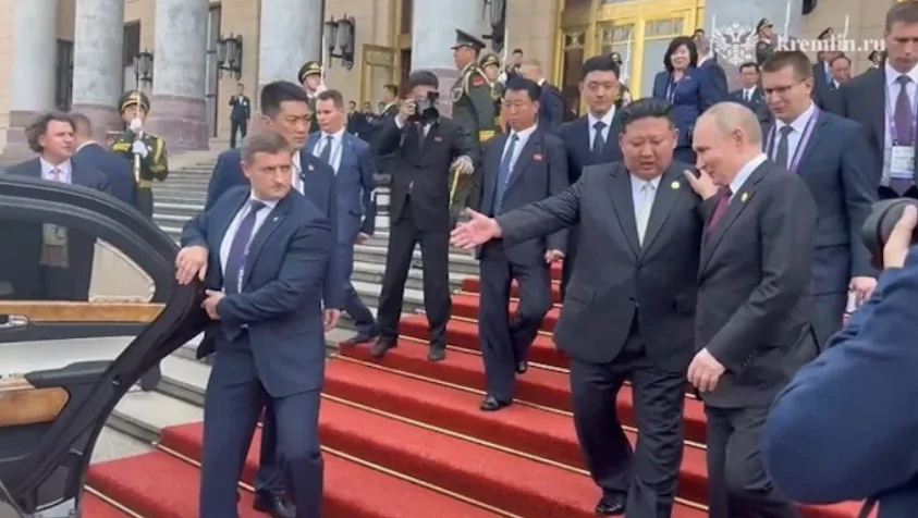 Kim Jong Un's Guards Wipe Away All Traces During China Visit