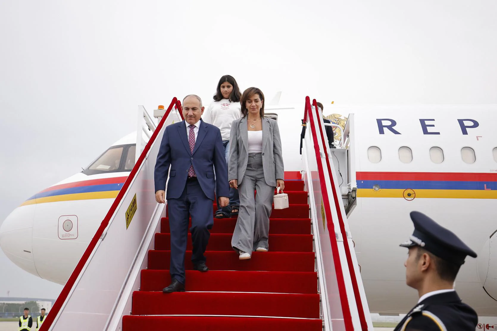 Armenian Airlines Begin Flying Over Azerbaijan