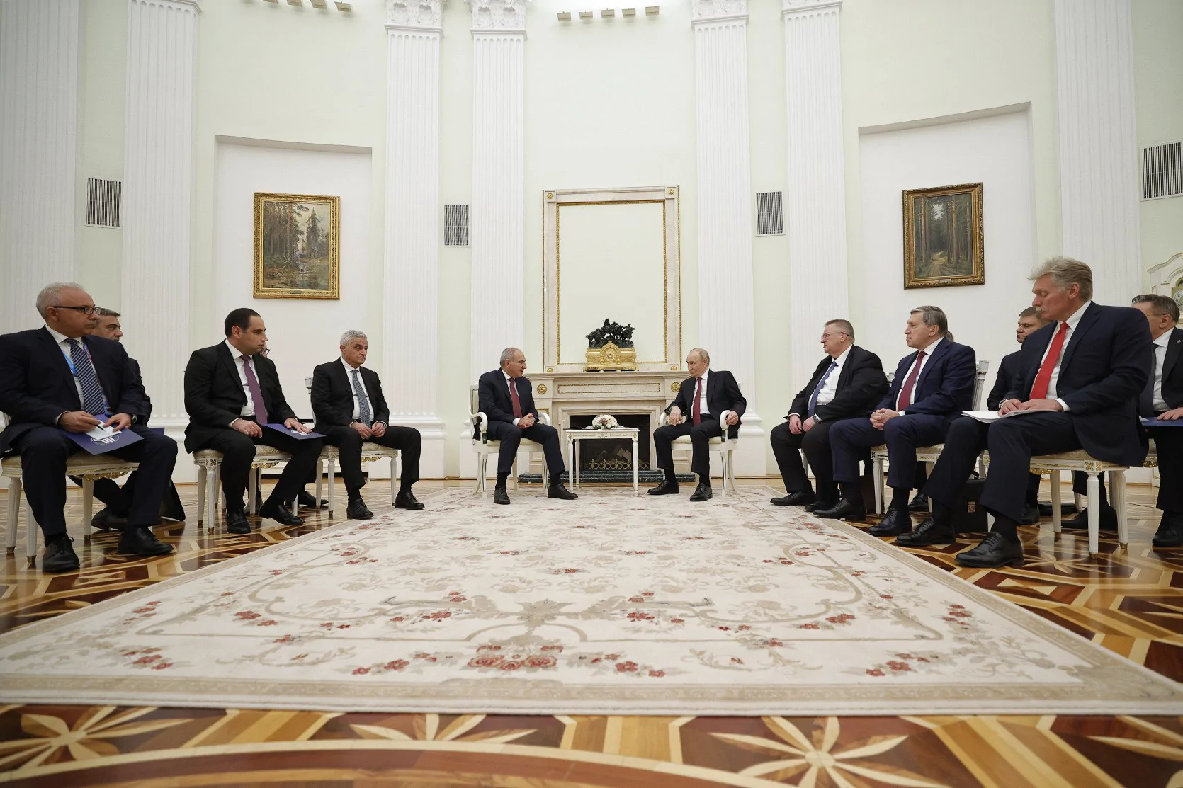 Armenia Seeks Small Nuclear Reactors with Russia's Help