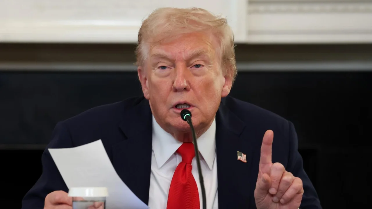 100% Tariff for China: Trump Doubles Down on Pressure