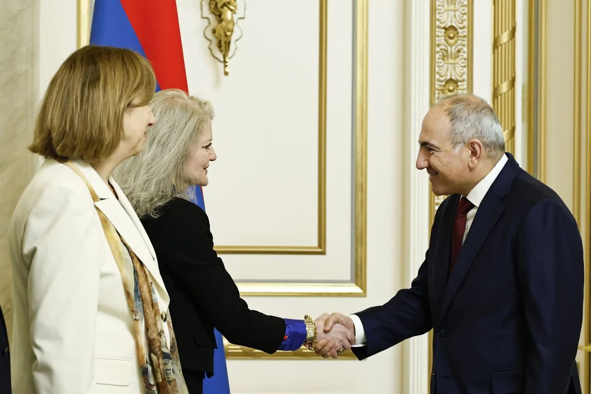 Пашинян и Хукер обсудили проект TRIPP и Вашингтонские договоренности