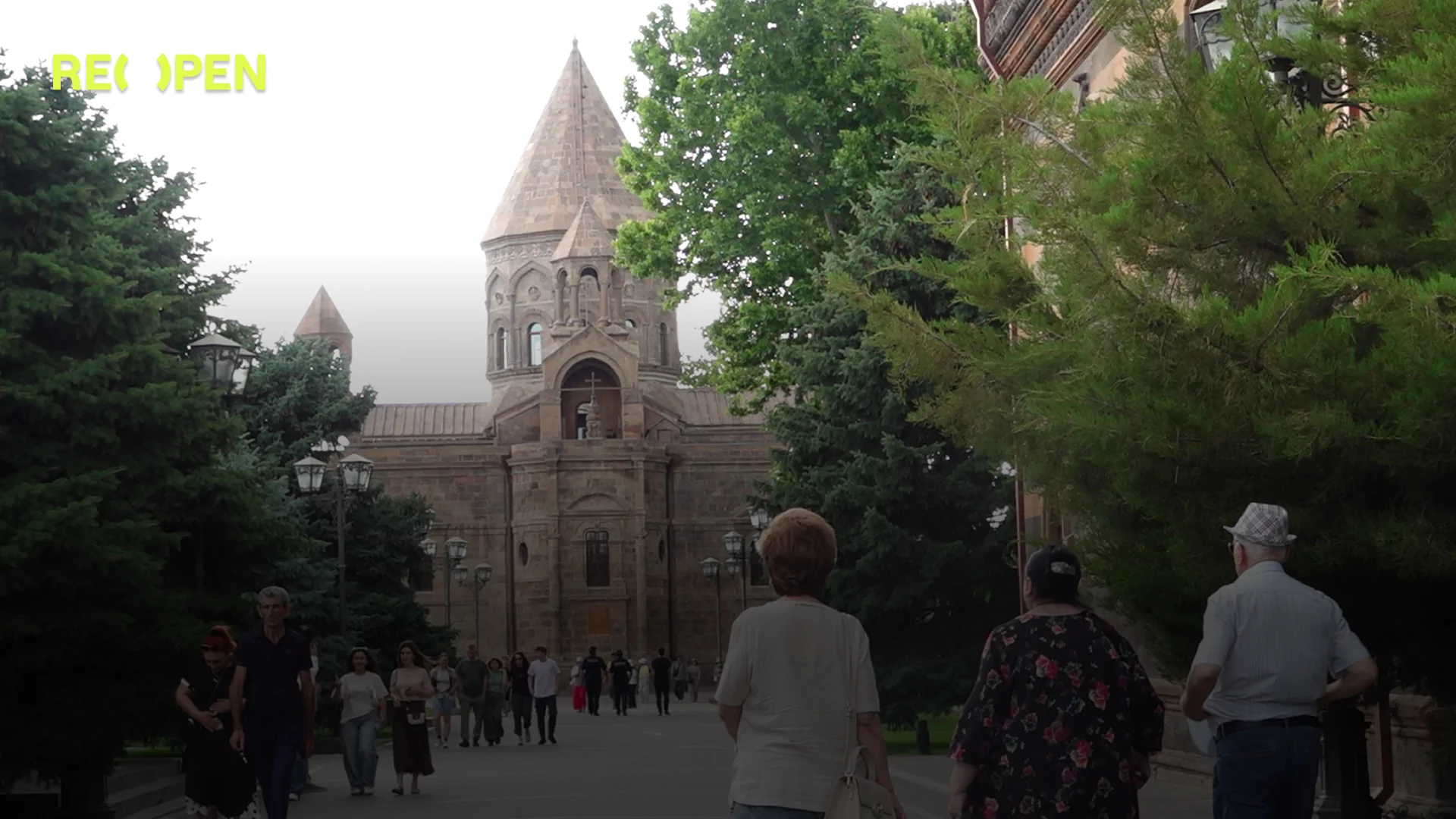 Будет ли лишён сана Отец Тадей?