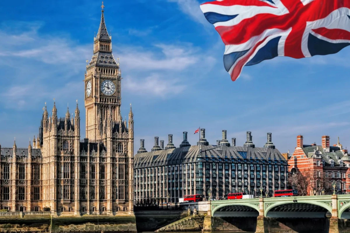 UK Lifts Arms Embargo on Armenia and Azerbaijan