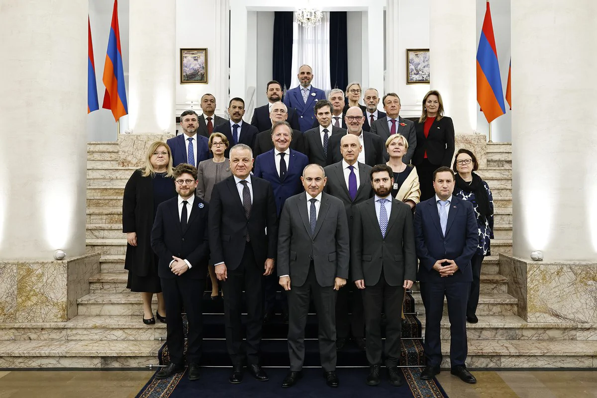 Pashinyan, EU Ambassadors Discuss Washington Summit Outcome