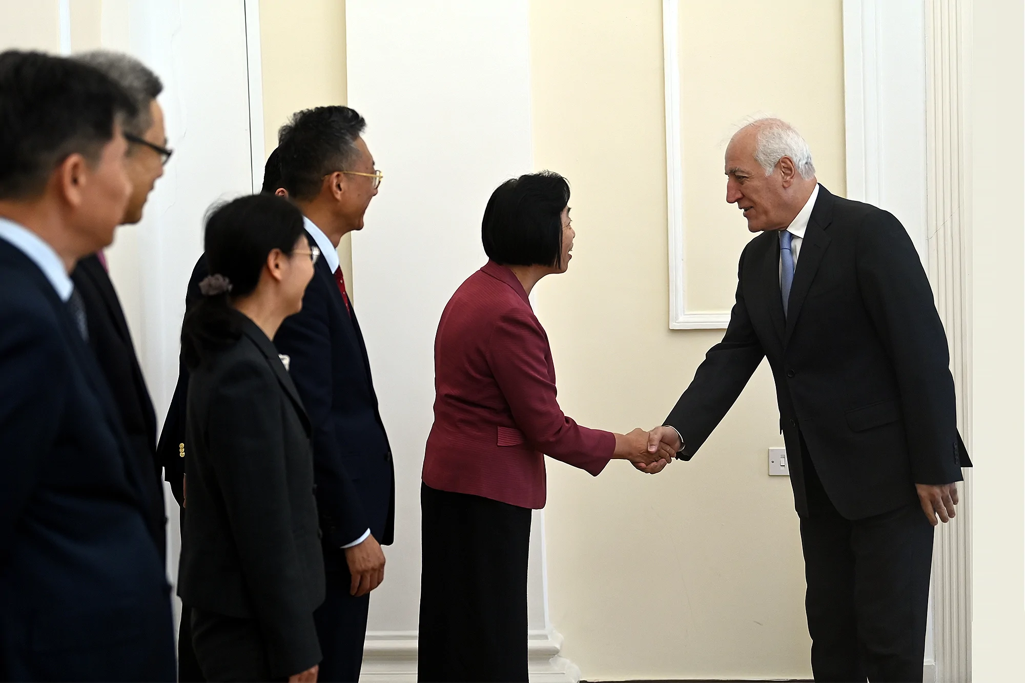 Armenian President Meets High-Level Chinese Delegation