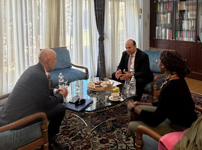 Обсуждается возможность прямого рейса Лос-Анджелес-Ереван