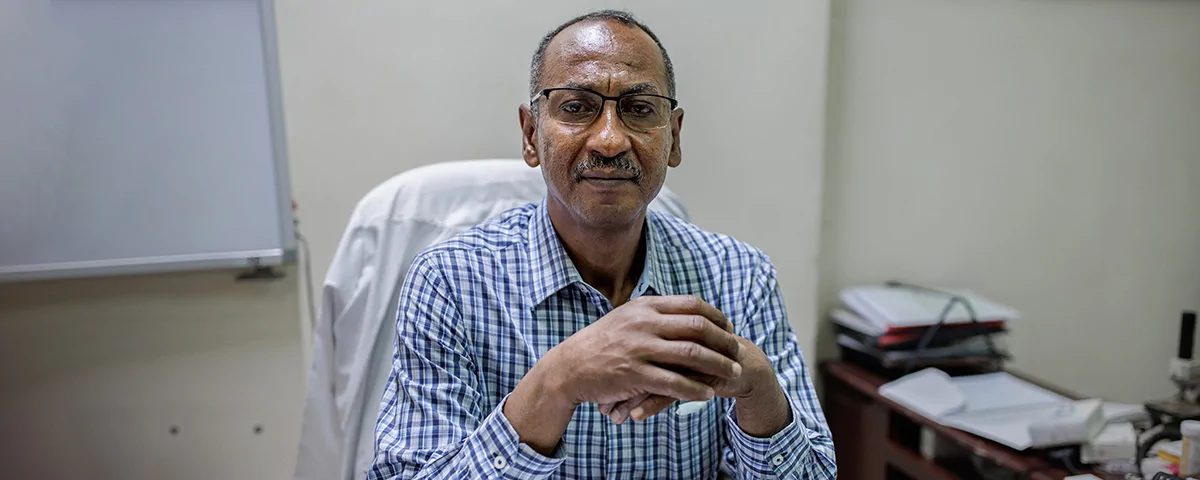 Лауреатом премии «Аврора» 2025 года стал врач из Судана Джамаль Эльтайеб