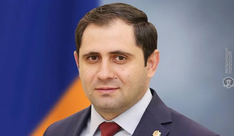 Папикян поздравил нового премьер-министра Франции Лекорню