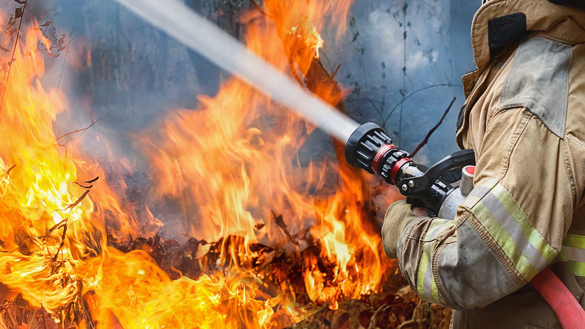 Fire in Yerevan High-Rise; 350 Residents Evacuated