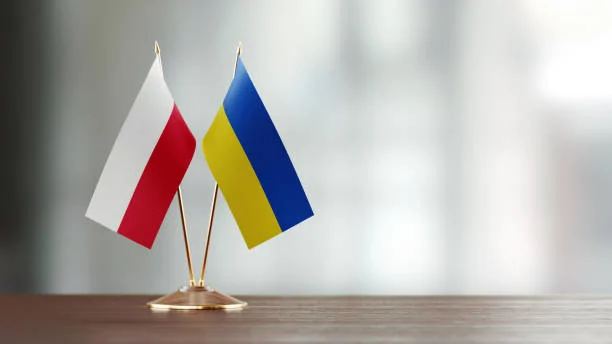 Польша прекратит оплату Starlink для Украины из-за вето президента