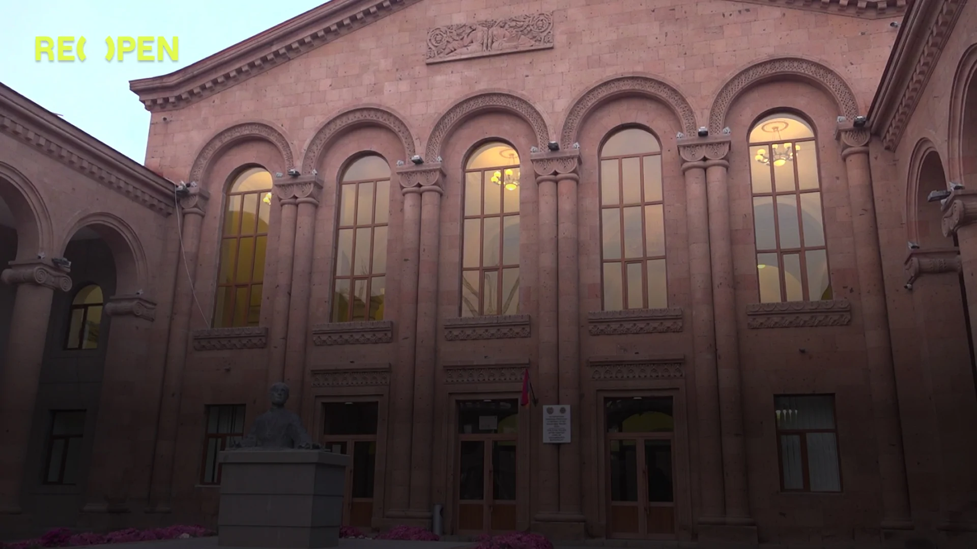 Ընտրությունները մեկնարկեցին Վաղարշապատում