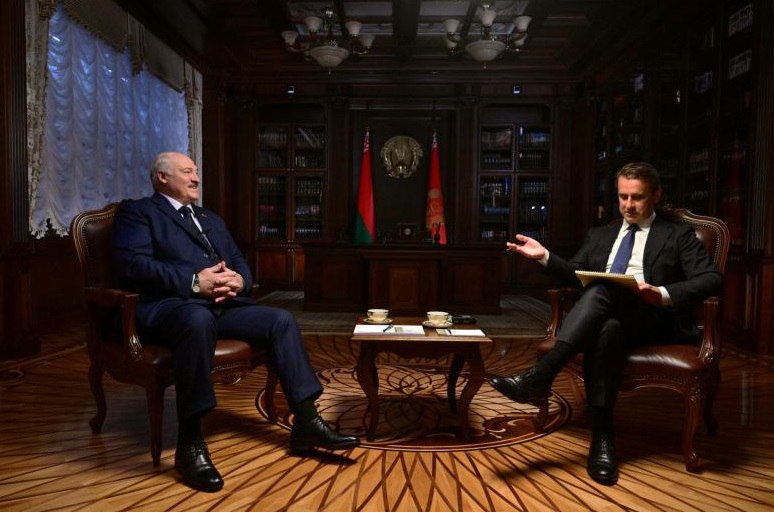 Лукашенко готов организовать встречу Путина, Трампа и Зеленского