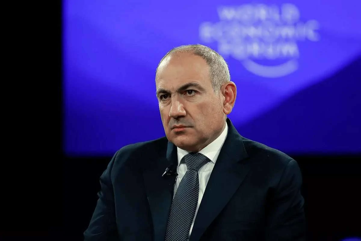 Pashinyan Condemns "Brazen" Murder of Parakar Mayor