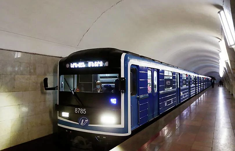 Երևանի մետրոպոլիտենում գնացք է կանգնել