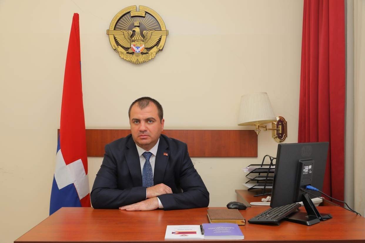 Обыск у спикера парламента Арцаха Ашота Даниеляна