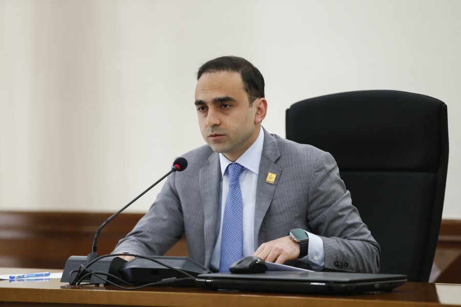 Уверен, что мы построим станцию метро «Аджапняк» — Авинян