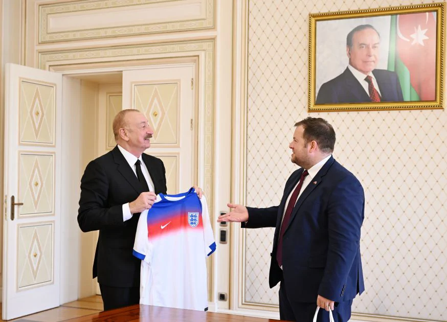 Aliyev Receives UK Minister Stephen Doughty in Baku