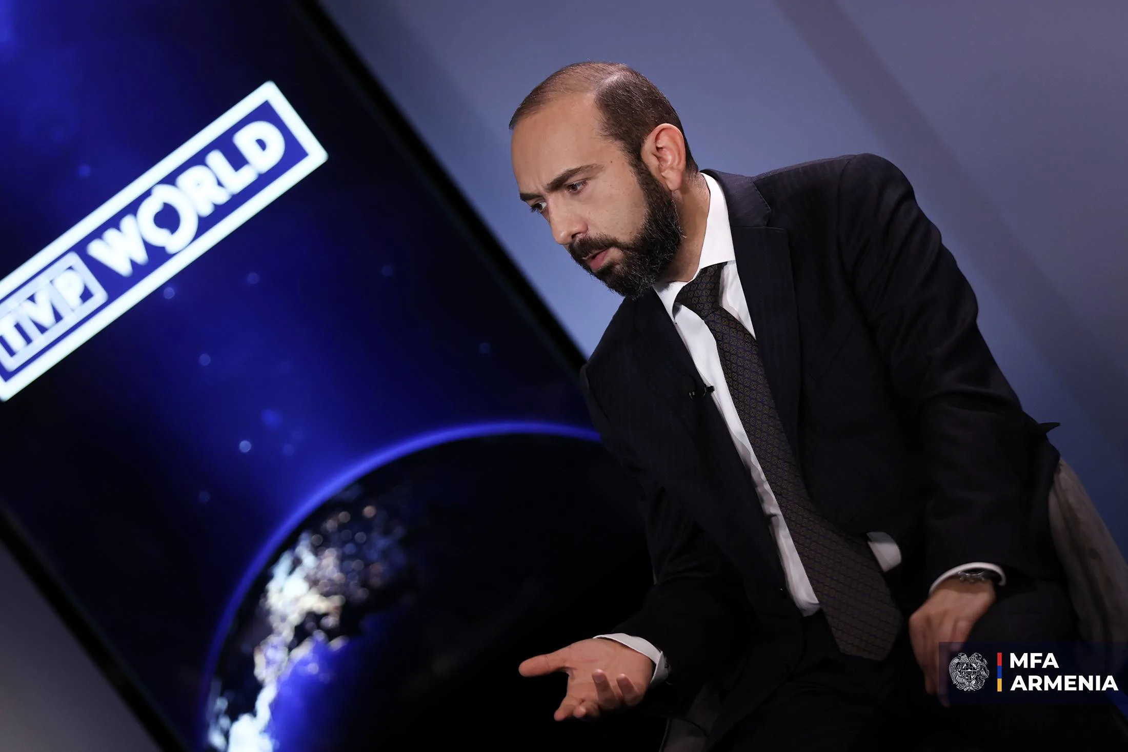 Բաքուն առաջ է քաշում որոշակի նախապայմաններ, մենք չենք կիսում դա․ Միրզոյան