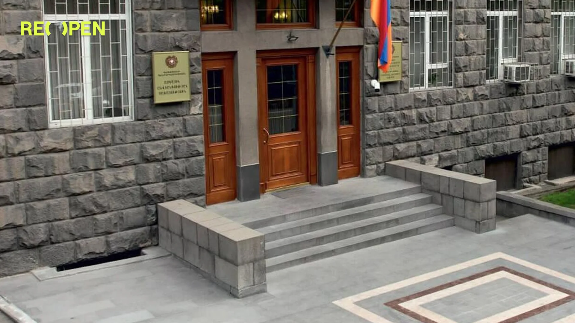 Հայ դիվանագետ է ձերբակալվել դավաճանության մեղադրանքով