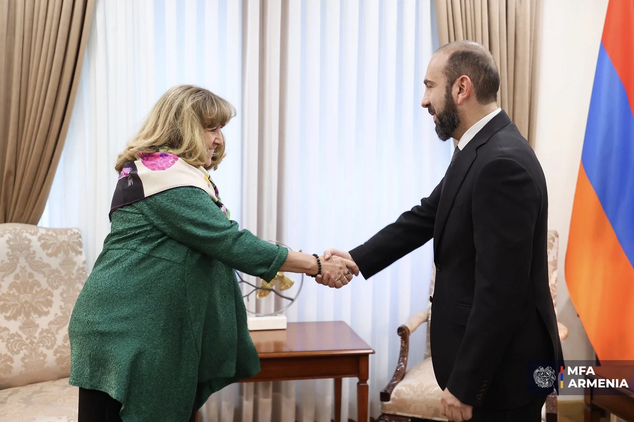 Արարատ Միրզոյանը հանդիպել է ՄԱԿ-ի կոնվենցիայի գործադիր քարտուղարի հետ
