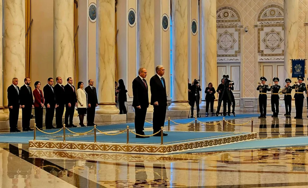 В Астане началась встреча Пашиняна и Токаева