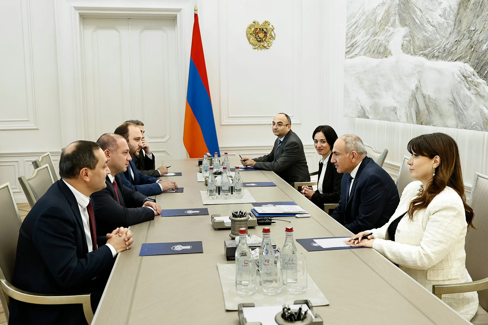Pashinyan Meets Georgian Minister of Education