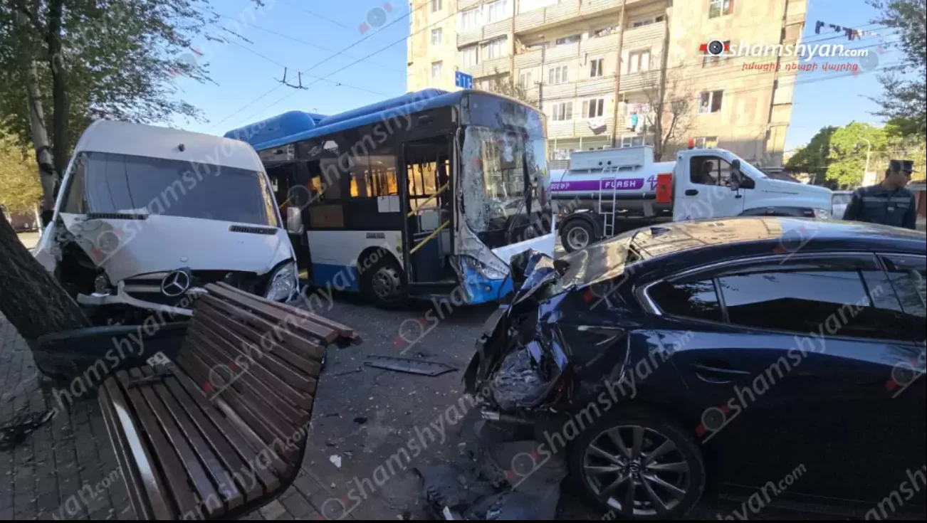 5-Car Pile-Up on Rubinyants Street Involving City Bus
