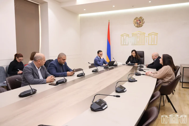 Электронные уведомления в Армении станут дешевле бумажных