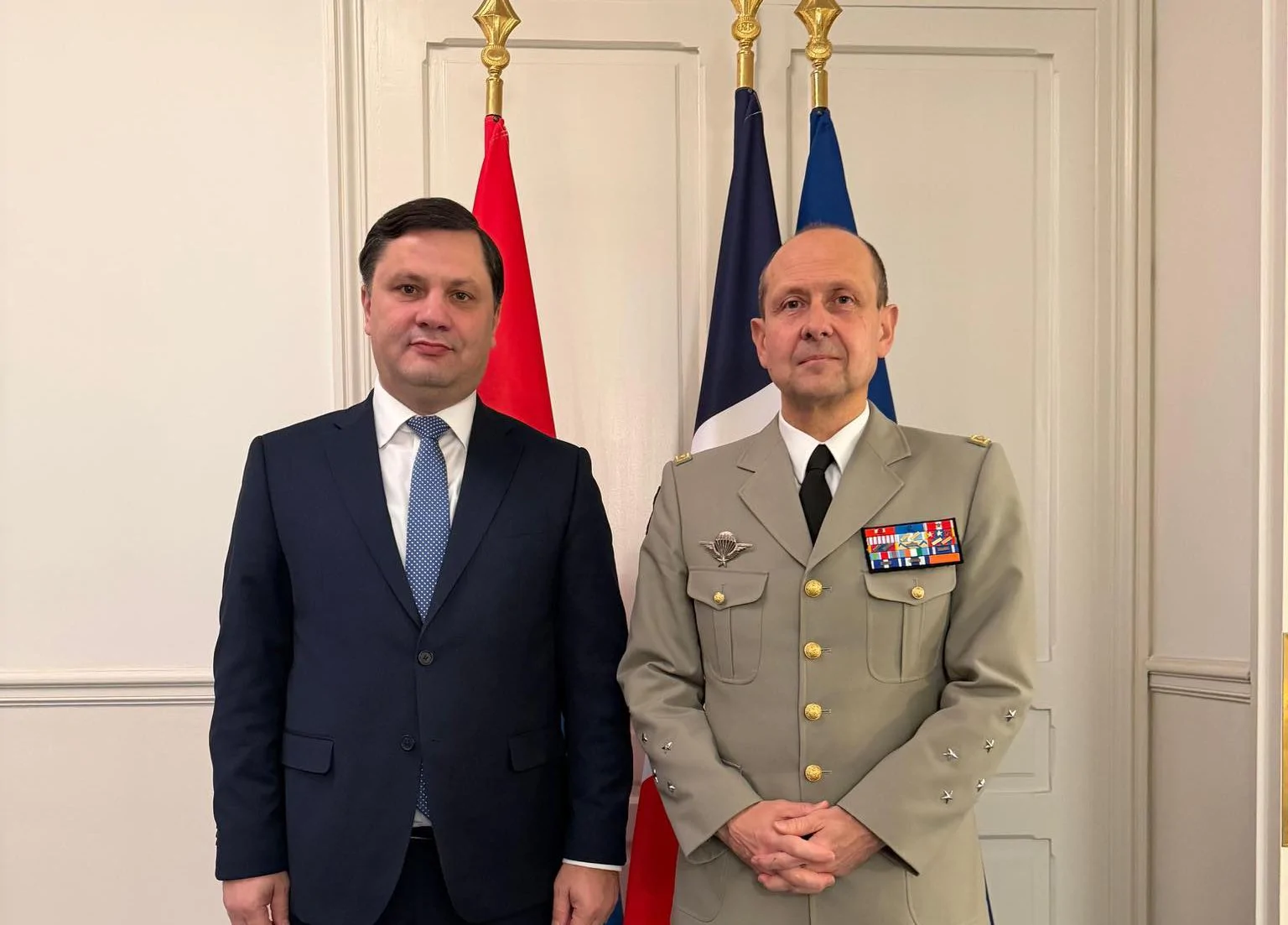 Посол Армении и военный советник президента Франции обсудили оборону
