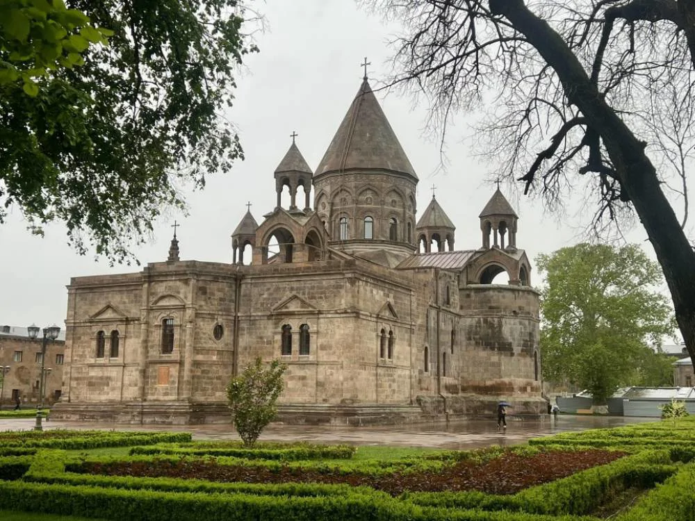 Կաթողիկոսի անունը Պատարագներին չտվողները ենթակա են պատժի․ Մայր Աթոռ