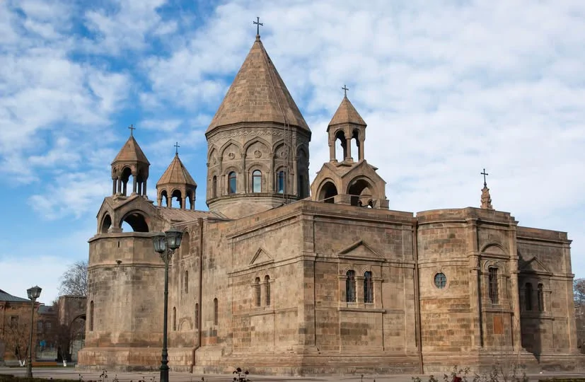 Mother See Accuses Authorities of "Seizing" Hovhannavank