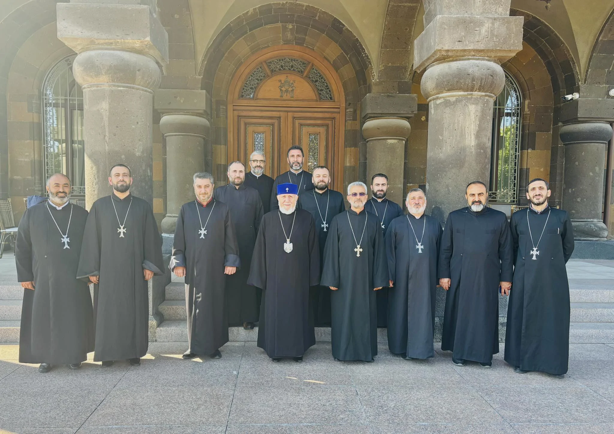 Catholicos Meets with Clergy After Detentions