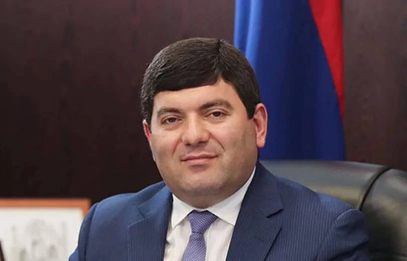 Давит Амбарцумян вернется в Армению 28 октября