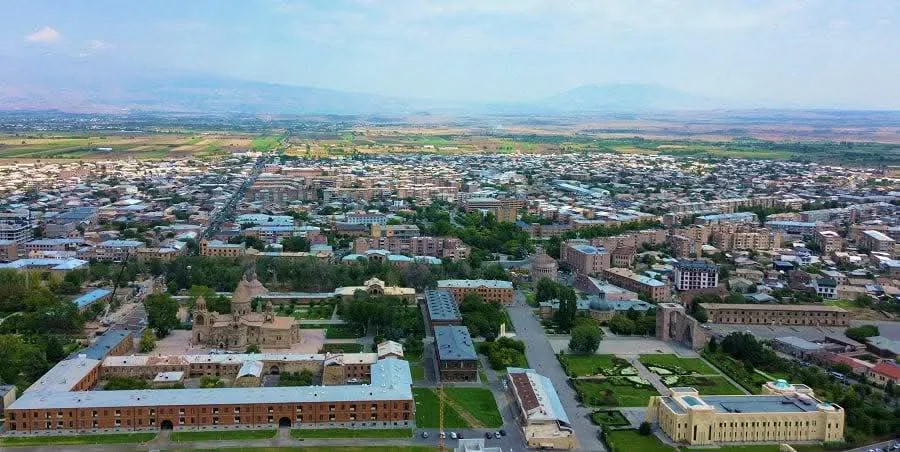 Явка на выборах в Вагаршапате к 11:00: 7,56%